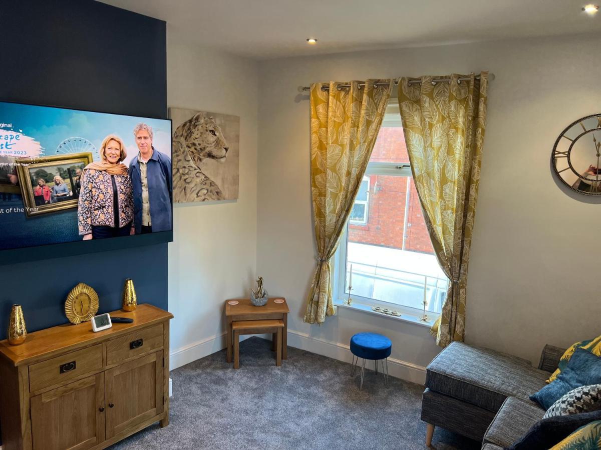 Luxury 2 Bed Apartment Great Location Stoke-on-Trent ภายนอก รูปภาพ