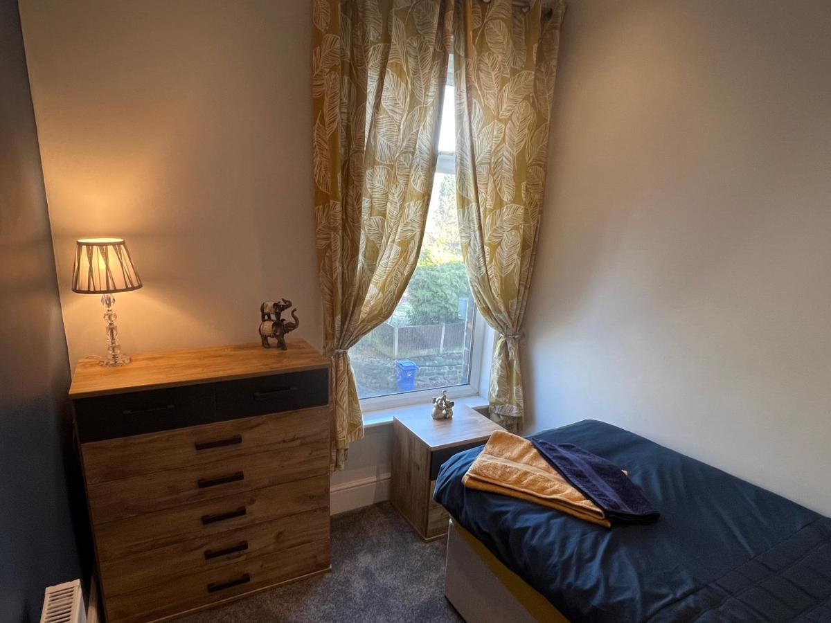 Luxury 2 Bed Apartment Great Location Stoke-on-Trent ภายนอก รูปภาพ